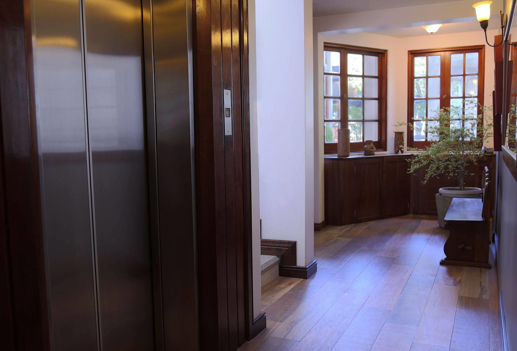 Hotel Residencia Del Sol Guatemala-Stad Buitenkant foto