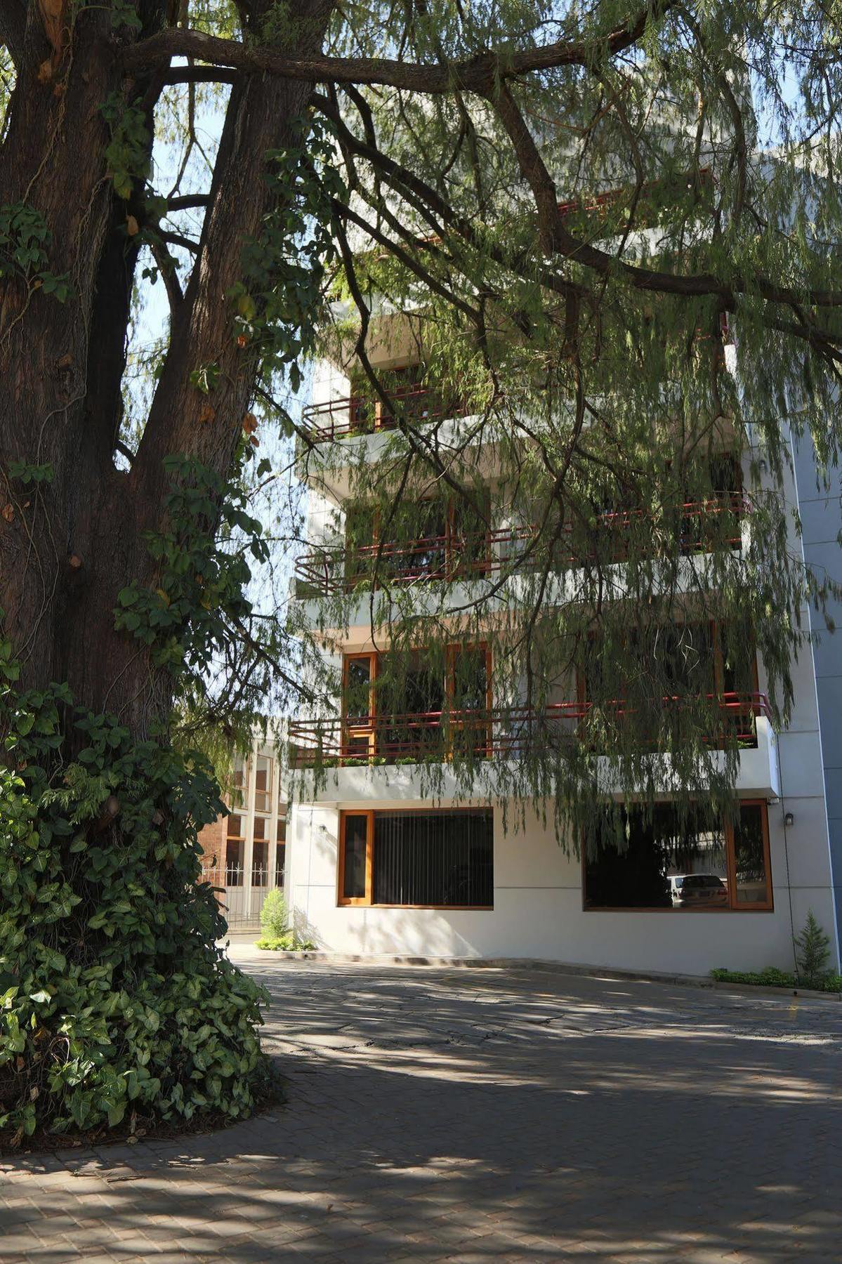 Hotel Residencia Del Sol Guatemala-Stad Buitenkant foto