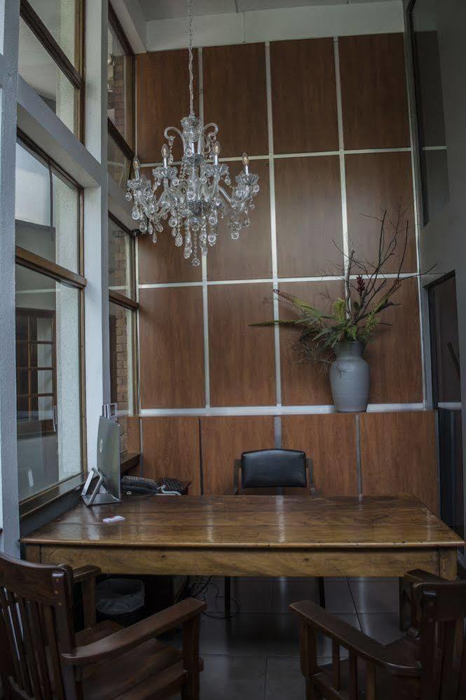 Hotel Residencia Del Sol Guatemala-Stad Buitenkant foto